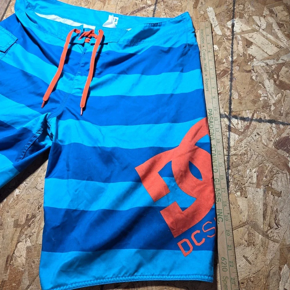 DC Shoes Board Shorts Mens 36 Blue Striped Orange Logo Y2K Skater Swim Trunks